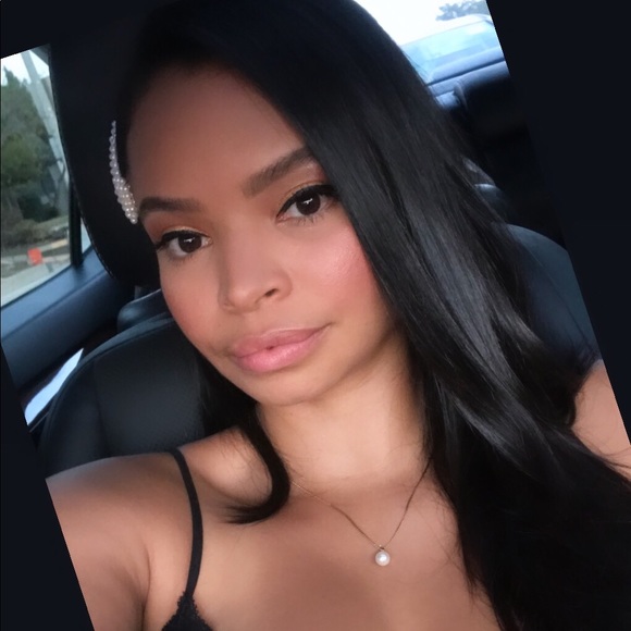 Meet your Posher, Veronica - Picture 1 of 5